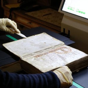 Scannen von Handschriften © Erzabtei