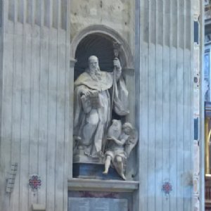 Neuigkeiten Fahrt auf den Spuren des Hl. Benedikt 2018 Hl. Benedikt im Petersdom © Erzabtei