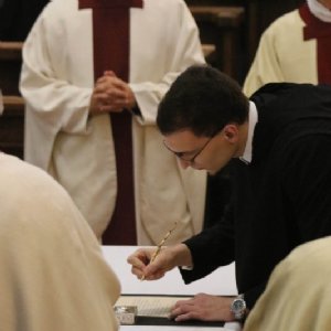 Unterzeichnung der Professurkunde &copy; Erzabtei