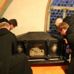 Übertragung der Reliquien aus der Stiftskirche © Erzabtei