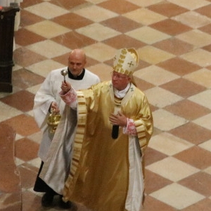 Statio der Erzdiözese: Bei der Tauferneuerung © Erzabtei