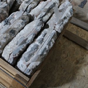 13.10.2018 Lagerung der Marmorbodenplatten © Erzabtei