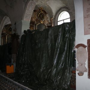 20.10.2018 Die Seitenkapellen sind wegen Staubentwicklung zugedeckt © Erzabtei