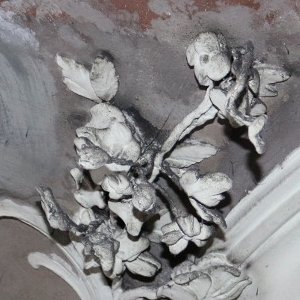 10.11.2018 Aus der Nähe kann man erst sehen wie verschmutzt die Decke ist. © Erzabtei