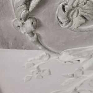 19.07.2019 - Erste Arbeiten in der Mariazellerkapelle (man sieht gut wo bereits gearbeitet wurde und wo nicht...) © Erzabtei