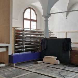 19.07.2019 - Die Mertel-Orgel (stand davor hinten) wird vorne rechts eingebaut. © Erzabtei
