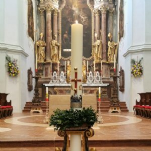 Unsere Osterkerze 2020 © Erzabtei