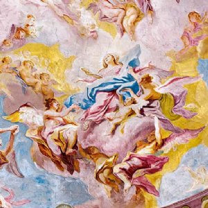 Muttergottes im Kuppelfresko
