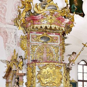 Pfarrkirche Köstendorf: Rokokokanzel von Johann Georg Hitzl, 1751