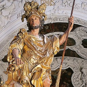 Hl. Georg, Schreinwaechter-Skulptur von Simeon Fries