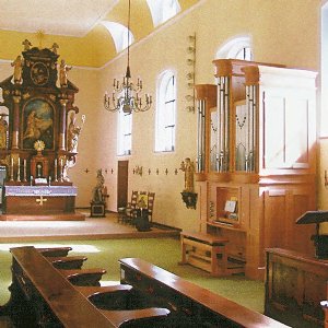 Die Antonius-Orgel im Oratorium des Klosters