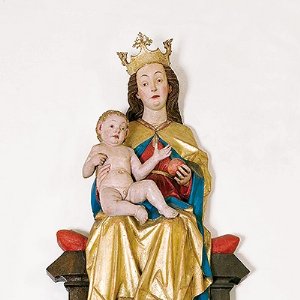 Thronende Madonna (15. Jh.) in der Katharinenkirche