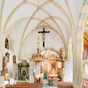 Blick ins Hauptschiff