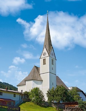 Außenansicht Pfarrkirche zum hl. Laurentius in Embach