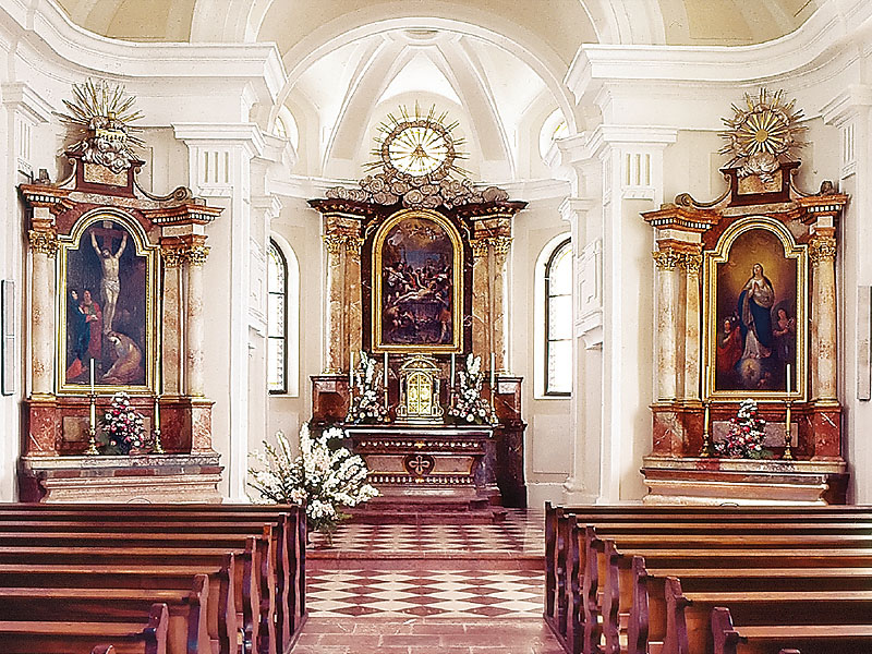 Die neobarocken Altäre in der Laurentiuskirche
