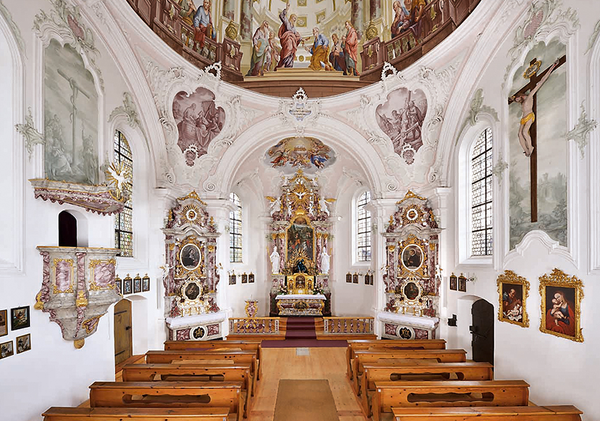 Innenraum mit einheitlicher Rokokoausstattung, Schlosskirche