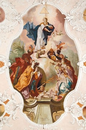 Deckenfresko im Langhaus: Maria Immaculata