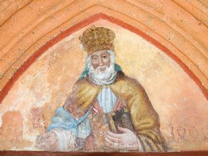 Spätgotische Darstellung des hl. Petrus, Tympanonbild des Südportals