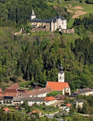 Straßburg in Kärnten: Kirchen