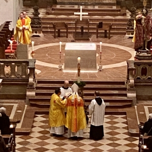 Osternacht 2021 - Taufwasserweihe © Erzabtei