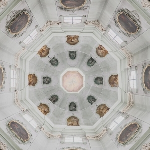 Kloster Kirche innen Kuppel © Michael Rieß